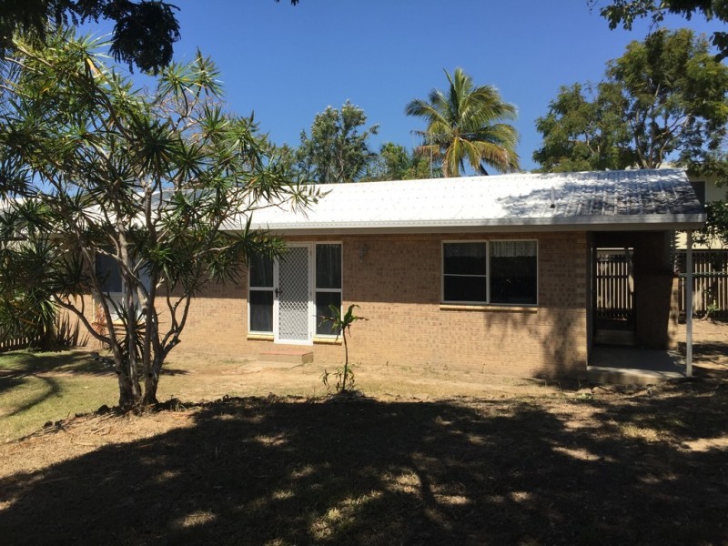 15 BEZZINA COURT, Bucasia QLD 4750