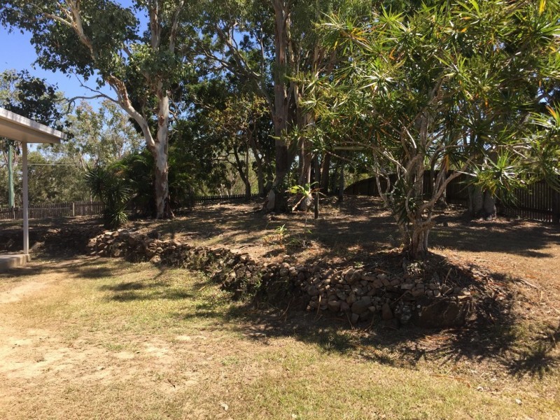 15 BEZZINA COURT, Bucasia QLD 4750