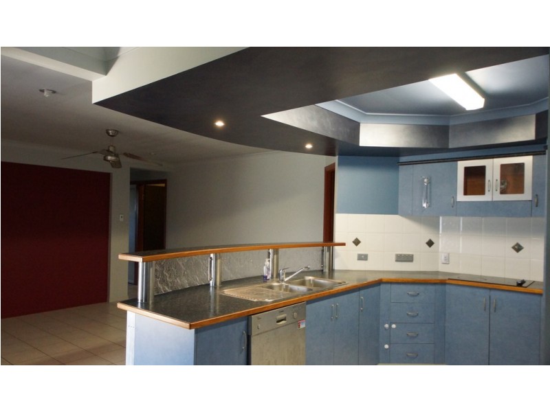 8 Absolon, South Mackay QLD 4740