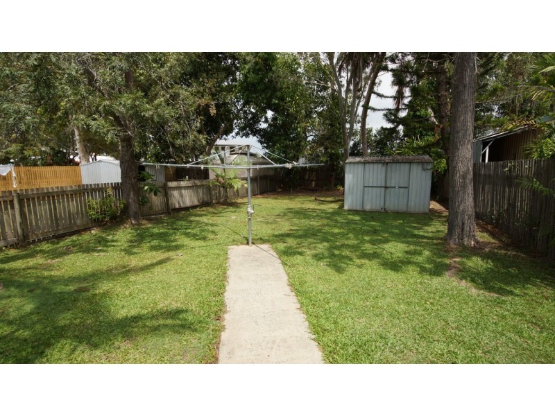 1 and 2 / 22 Schapers Road, Glenella QLD 4740