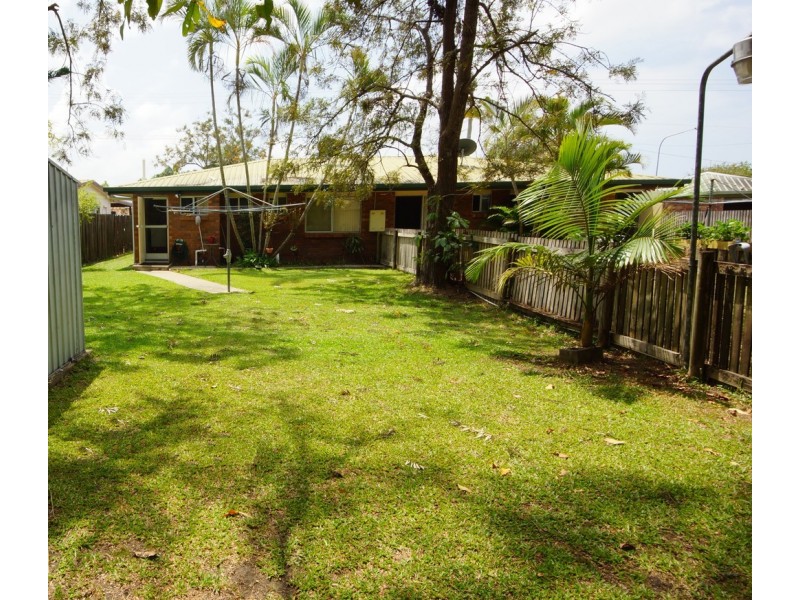 1 and 2 / 22 Schapers Road, Glenella QLD 4740