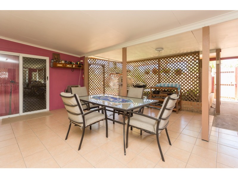 4 McKnight Road, Alligator Creek QLD 4740