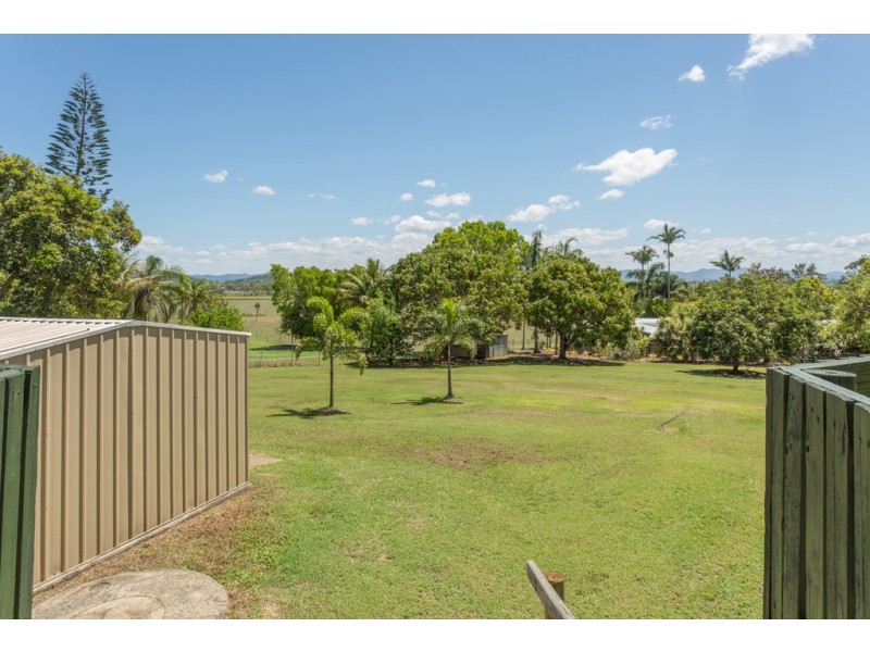 4 McKnight Road, Alligator Creek QLD 4740
