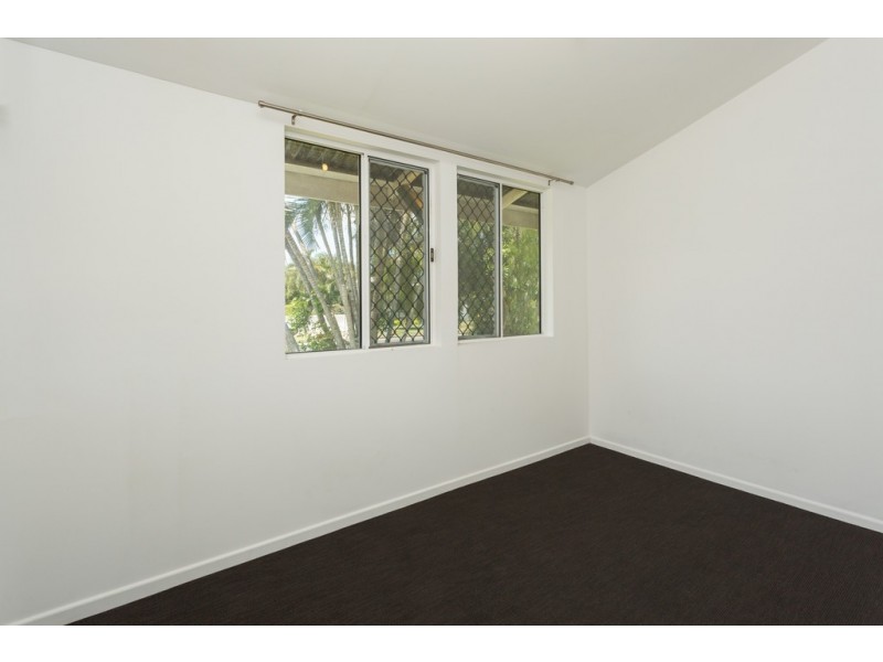 93 Donaldson Street, West Mackay QLD 4740
