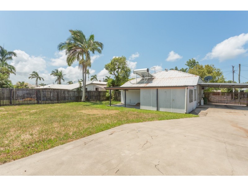 93 Donaldson Street, West Mackay QLD 4740