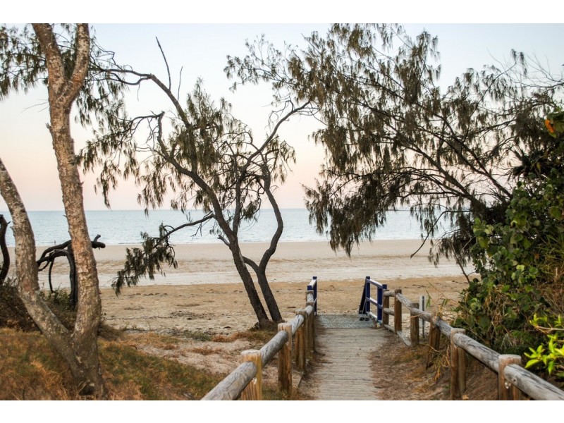 1-3 Seychelles Road, Shoal Point QLD 4750