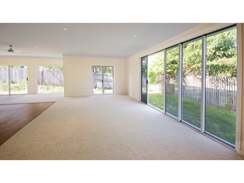 1-3 Seychelles Road, Shoal Point QLD 4750