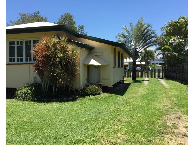 22 Perry Street, West Mackay QLD 4740