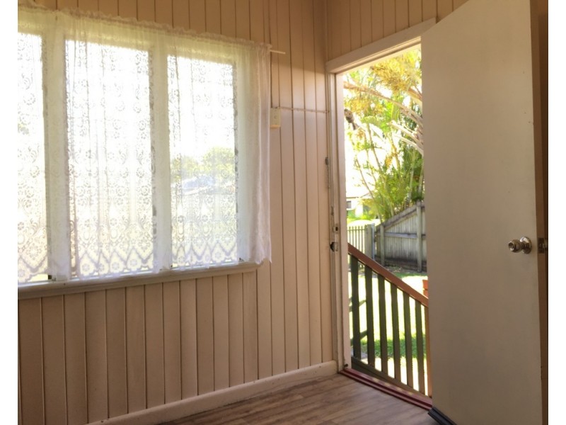 22 Perry Street, West Mackay QLD 4740