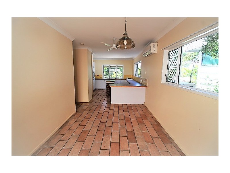 12 Rasmussen Avenue, Hay Point QLD 4740