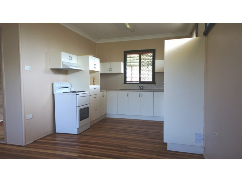 4 Moffatt Street, North Mackay QLD 4740