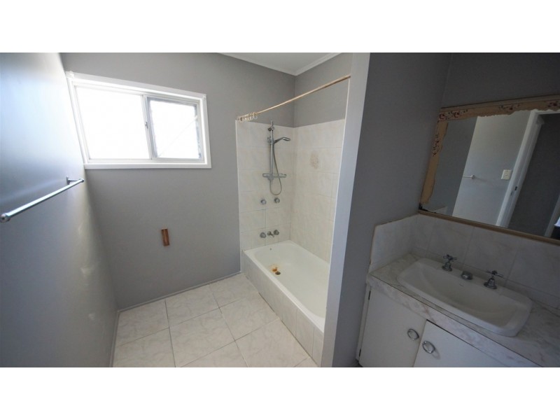 14 Denton Street, South Mackay QLD 4740