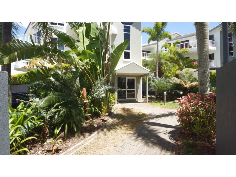 2/4 Prudhoe Street, East Mackay QLD 4740
