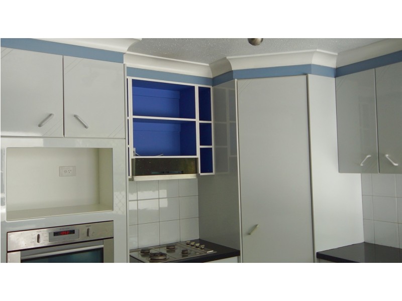 2/4 Prudhoe Street, East Mackay QLD 4740