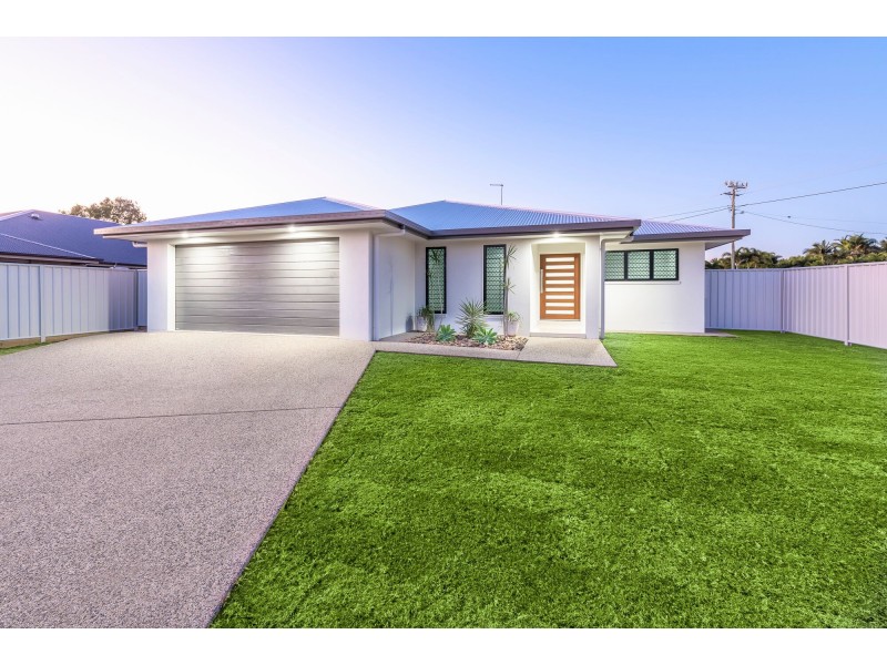 13 Midras Place, Bucasia QLD 4750