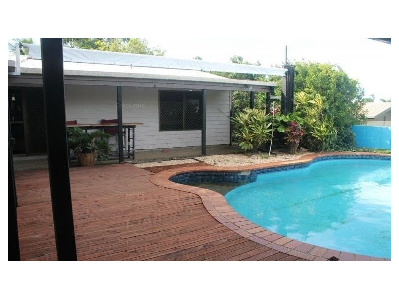 3 Dell Court, Beaconsfield QLD 4740