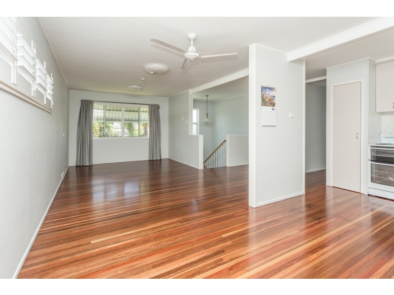 4 Camerons Road, Walkerston QLD 4751