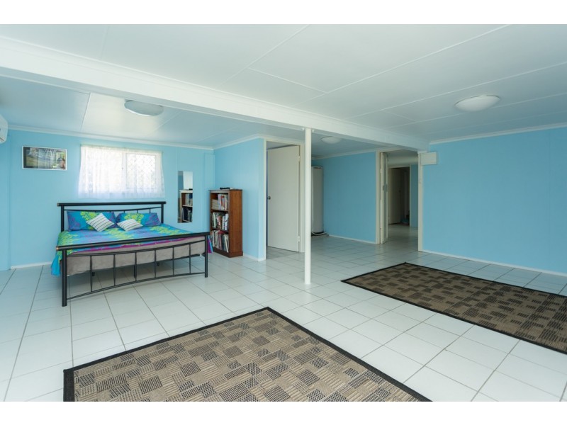 4 Camerons Road, Walkerston QLD 4751