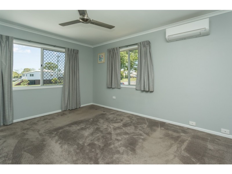 4 Camerons Road, Walkerston QLD 4751