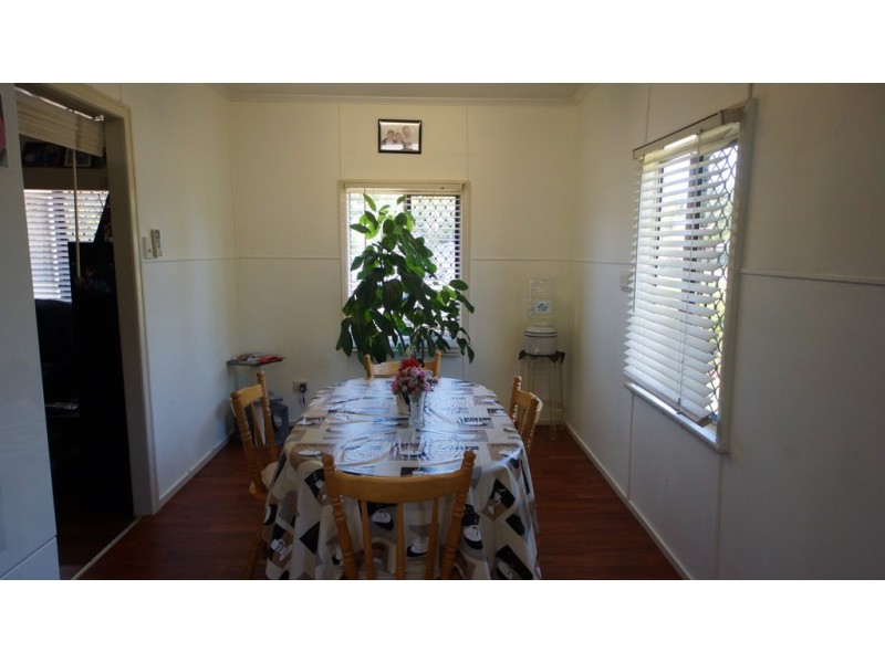 17 Pratt Street, South Mackay QLD 4740