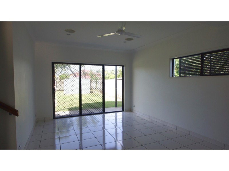 11 Marsh Street, East Mackay QLD 4740