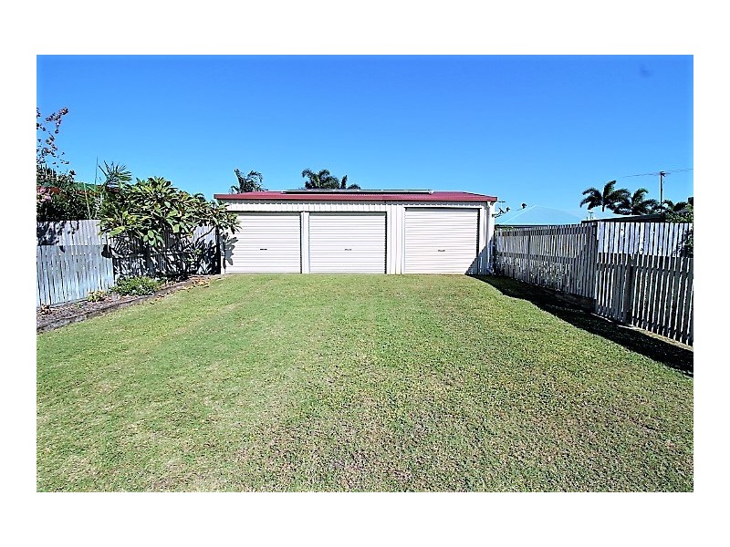 86 Rasmussen Avenue, Hay Point QLD 4740