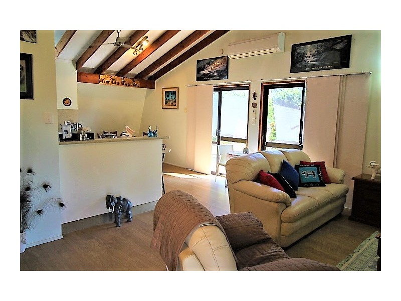 86 Rasmussen Avenue, Hay Point QLD 4740