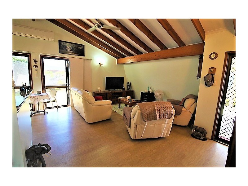 86 Rasmussen Avenue, Hay Point QLD 4740