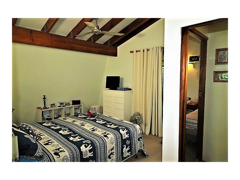 86 Rasmussen Avenue, Hay Point QLD 4740