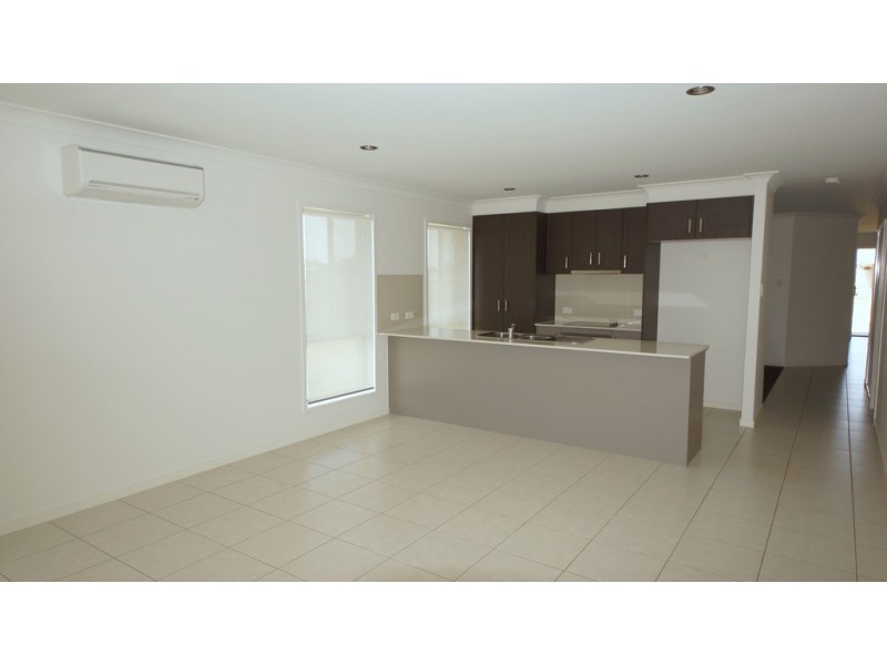 4 Williamtown Court, Bucasia QLD 4750