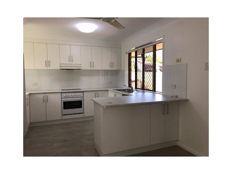 14 KINTYRE COURT, Beaconsfield QLD 4740