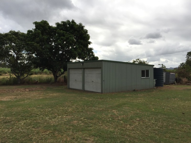 9 SHACKLETON ROAD, Oakenden QLD 4741