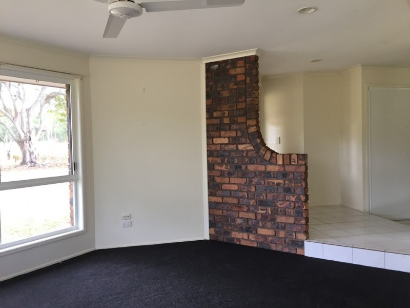 9 SHACKLETON ROAD, Oakenden QLD 4741