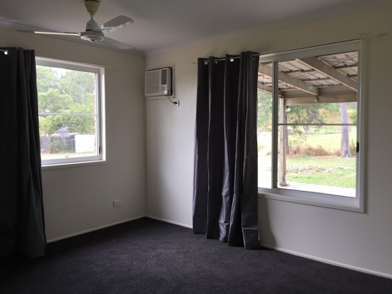 9 SHACKLETON ROAD, Oakenden QLD 4741