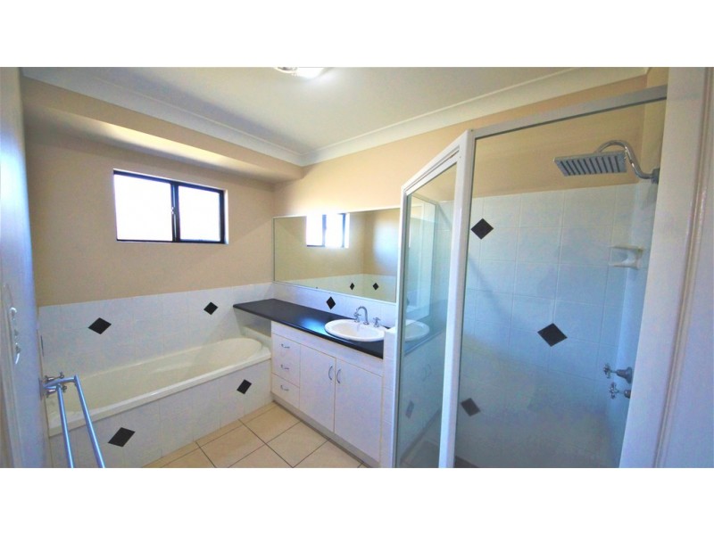 15 Marlin Court, Andergrove QLD 4740