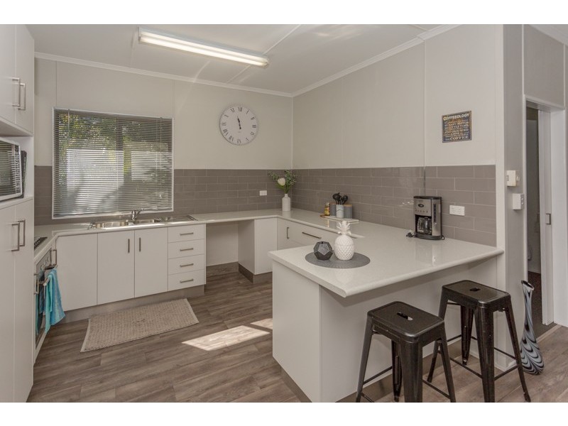 11 Brolga Street, Slade Point QLD 4740