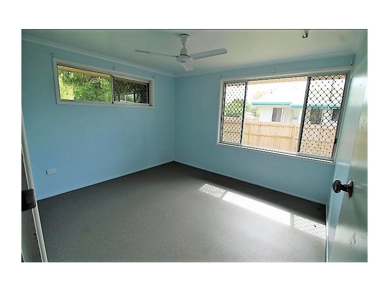 12 Amhurst Street, Slade Point QLD 4740