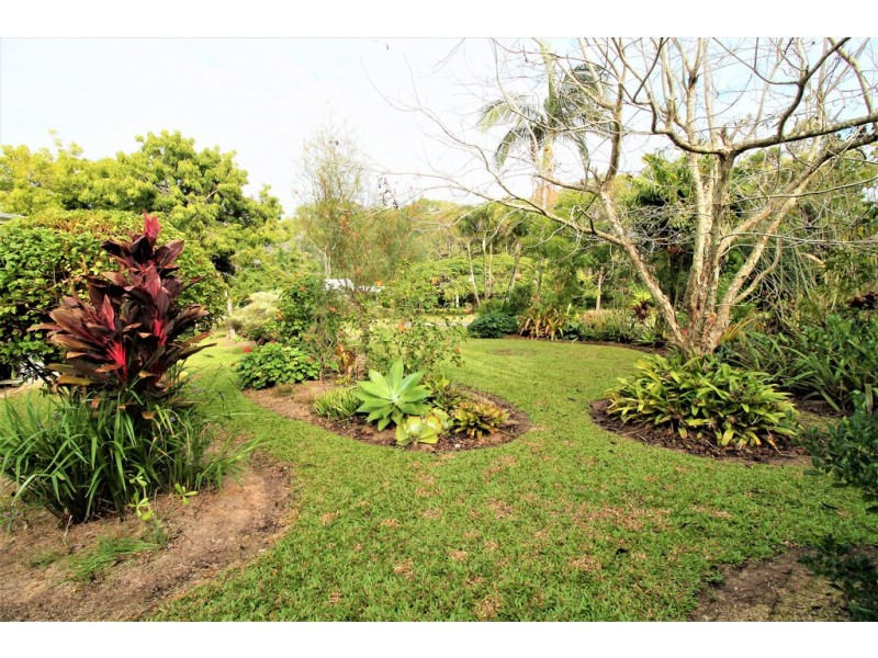 94 Grasstree Beach Road, Grasstree Beach QLD 4740