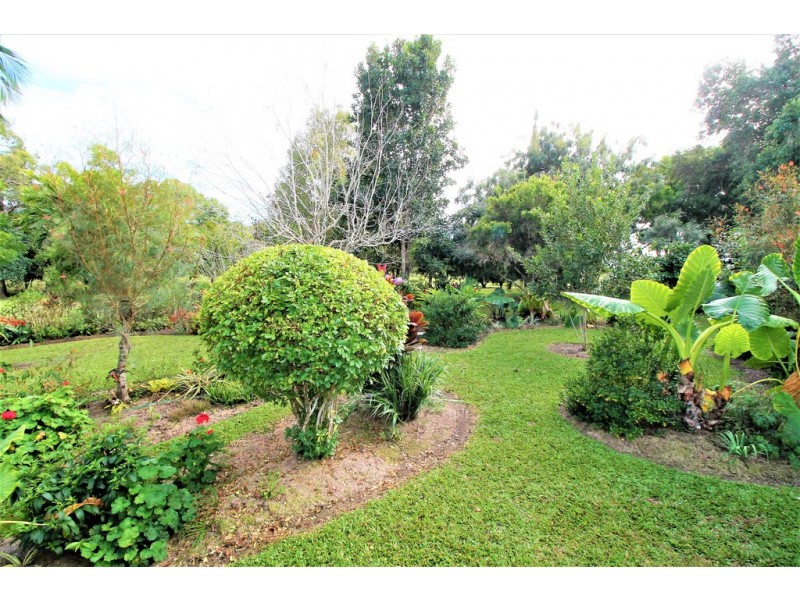 94 Grasstree Beach Road, Grasstree Beach QLD 4740