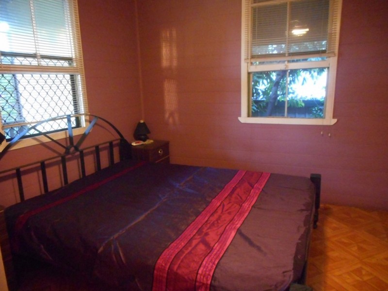 5 Fadden Street, Walkerston QLD 4751