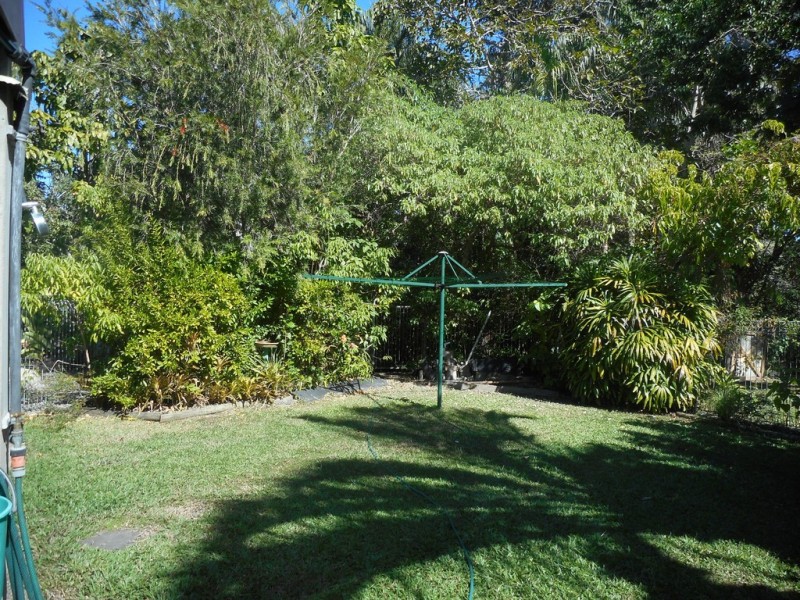 5 Fadden Street, Walkerston QLD 4751
