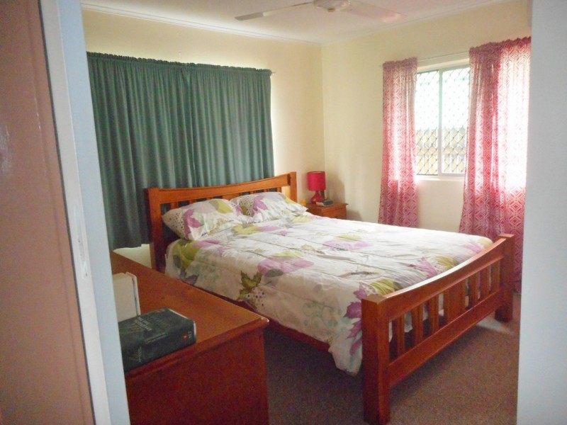 2 Drew Street, Finch Hatton QLD 4756