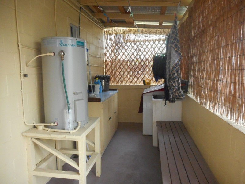 2 Drew Street, Finch Hatton QLD 4756