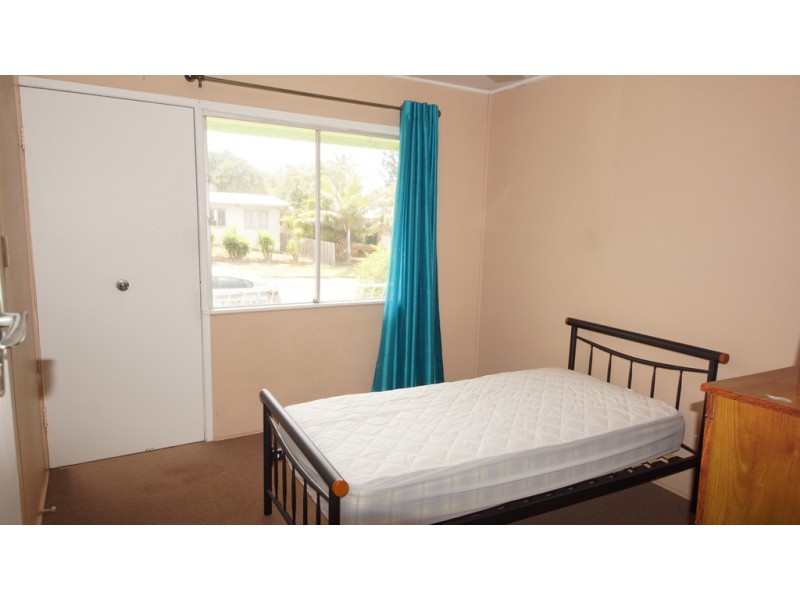 31 Roberts Avenue, North Mackay QLD 4740