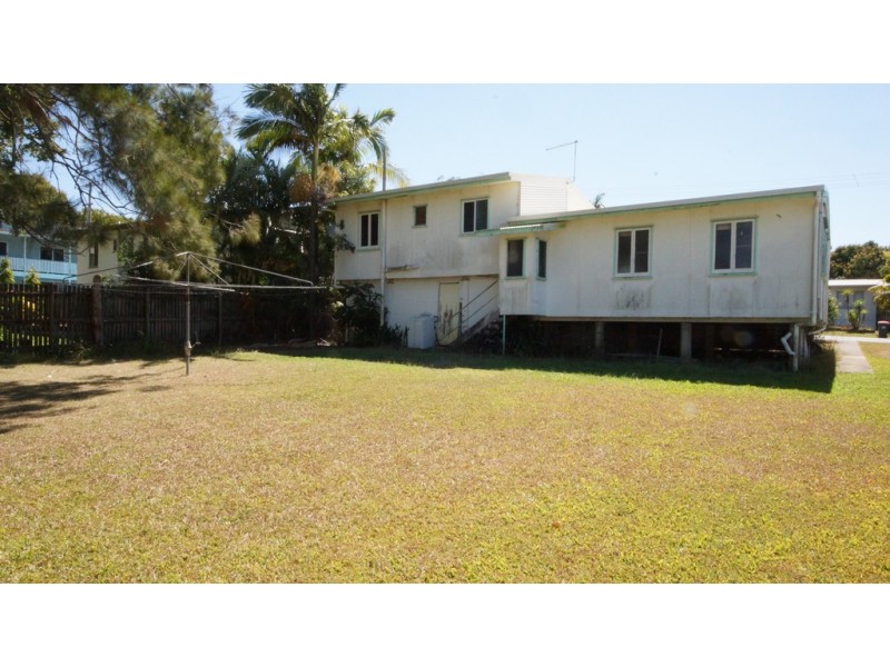31 Roberts Avenue, North Mackay QLD 4740