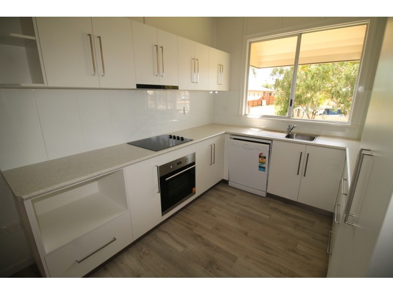 22 Hume Street, West Mackay QLD 4740