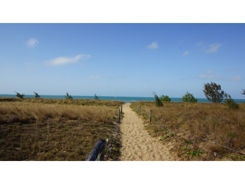 44 Waverley Street, Bucasia QLD 4750