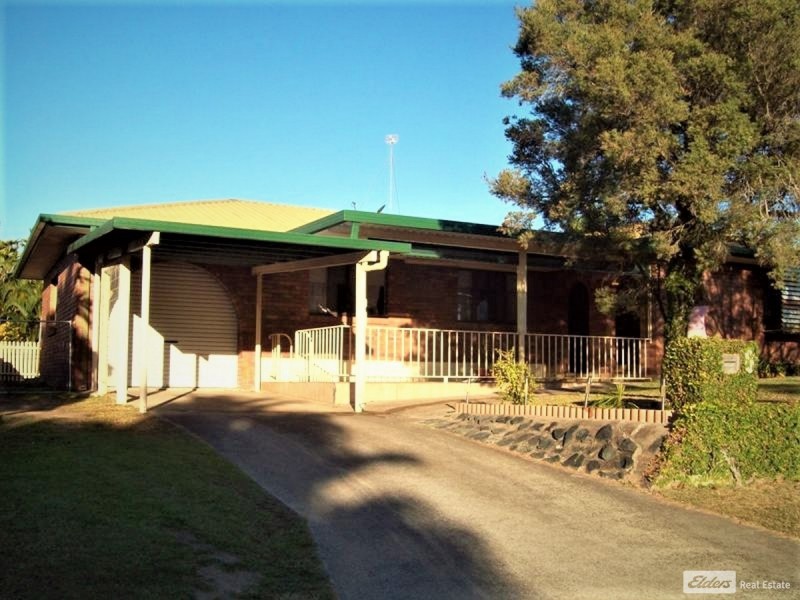 8 Phillip Street, Mount Pleasant QLD 4740
