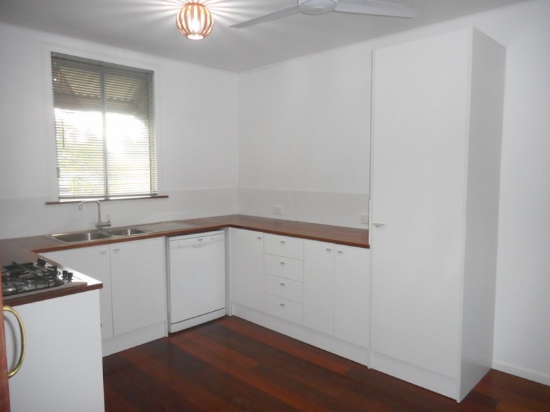 9 Fadden Street, Walkerston QLD 4751
