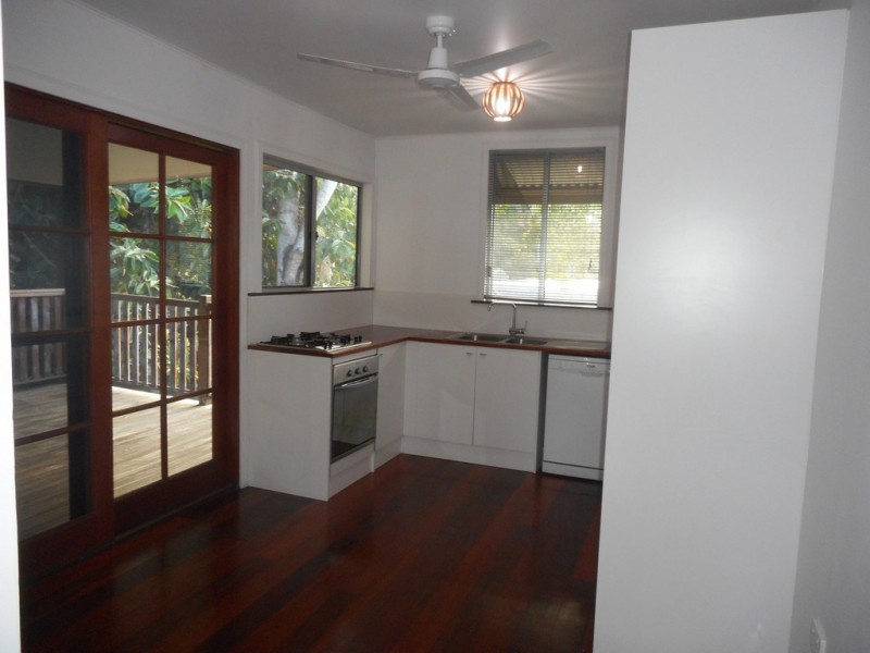 9 Fadden Street, Walkerston QLD 4751